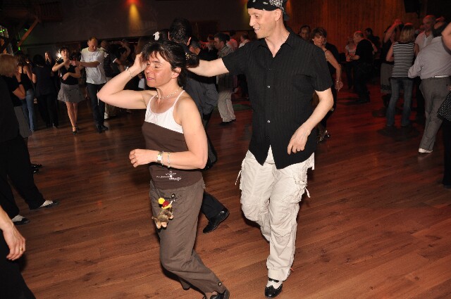 min 2009 04 05 station danse 391